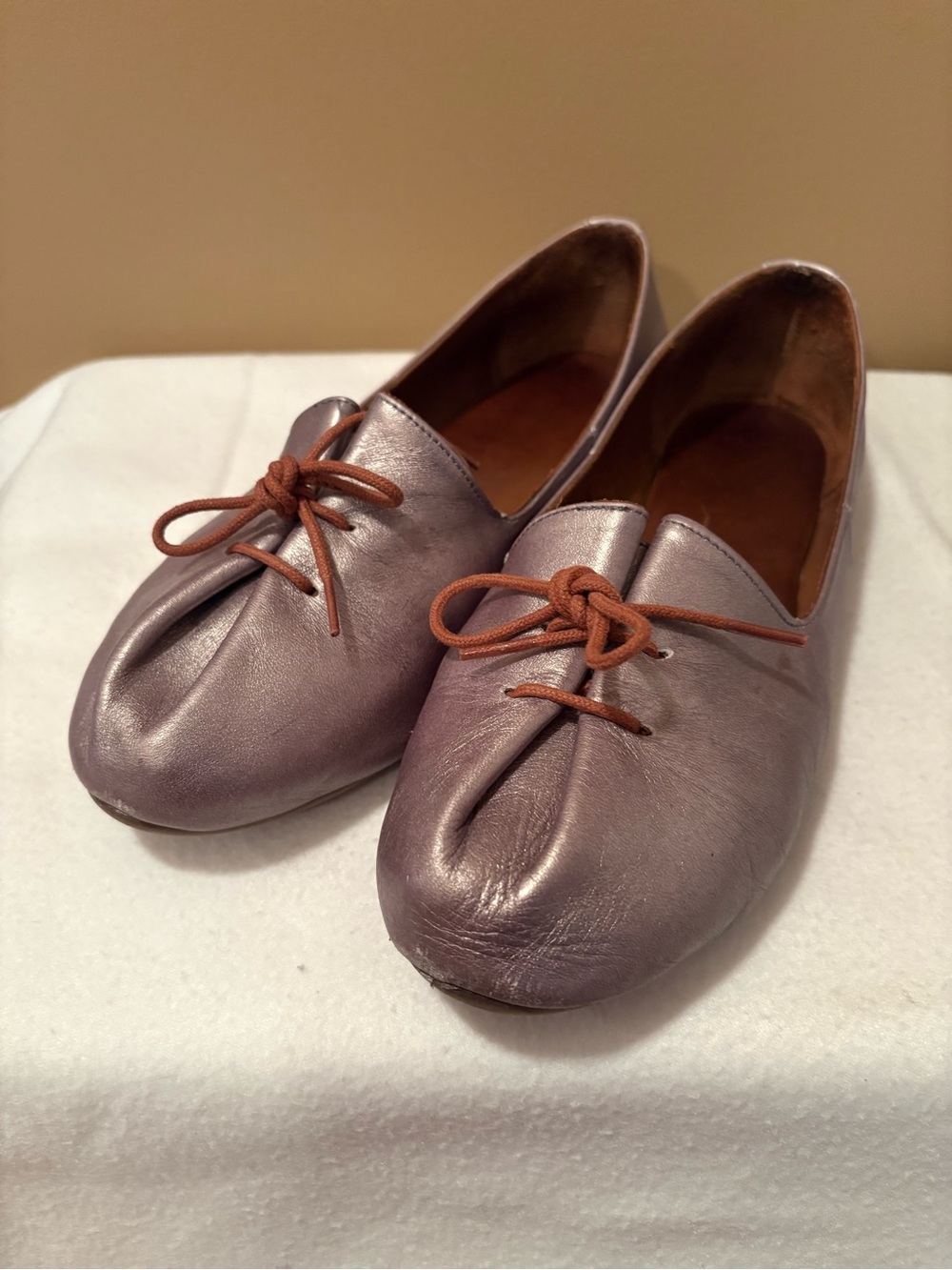 Women's Miz Mooz KAMILA 38 Metallic Lavender Leather Tie-Front Flats